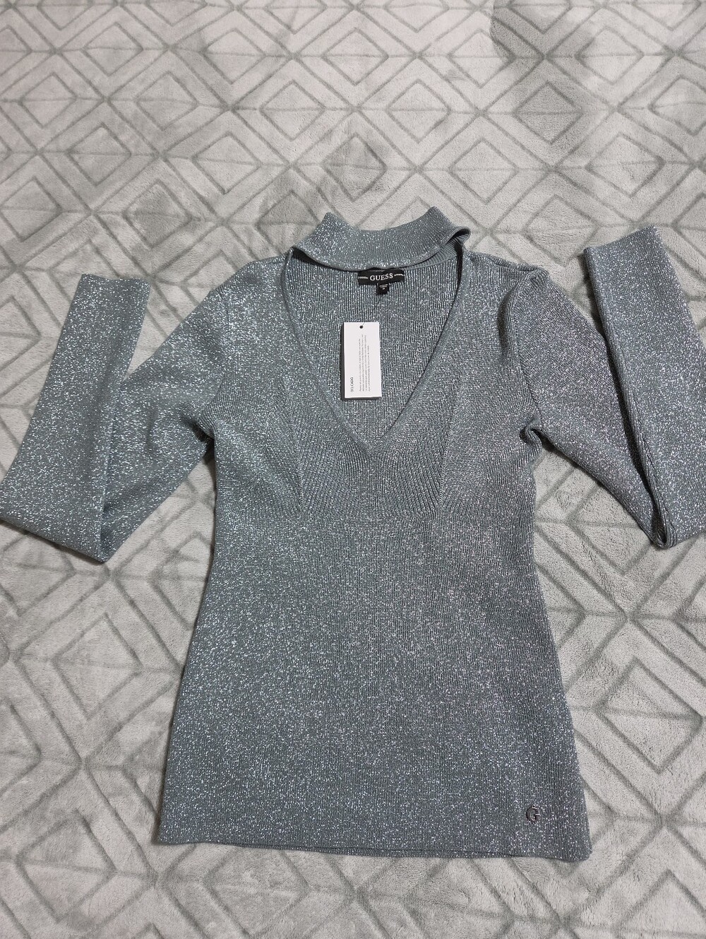 (NWT) GUESS Lexie Lurex Mock Neck Sweater Size M